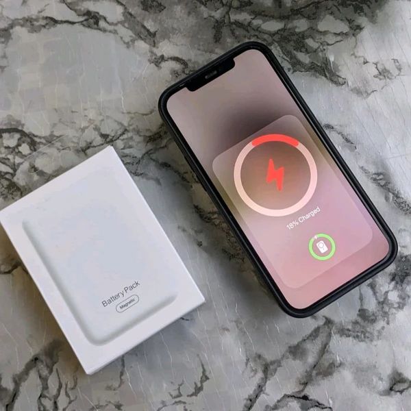 10000mAh MagSafe Wireless Power Bank for iPhone